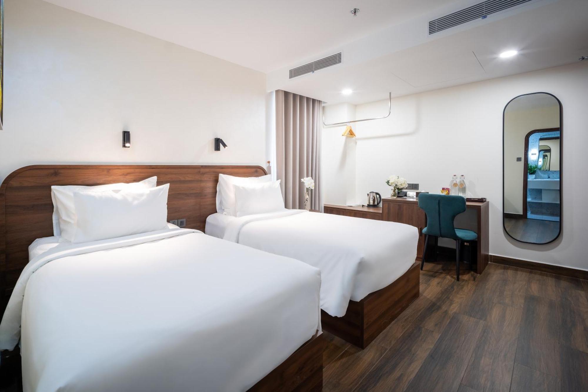 Hato Saigon Boutique Hotel & Rooftop ホーチミン市 エクステリア 写真