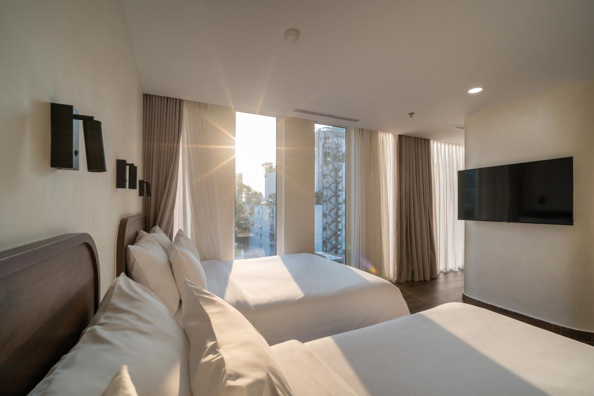 Hato Saigon Boutique Hotel & Rooftop ホーチミン市 エクステリア 写真