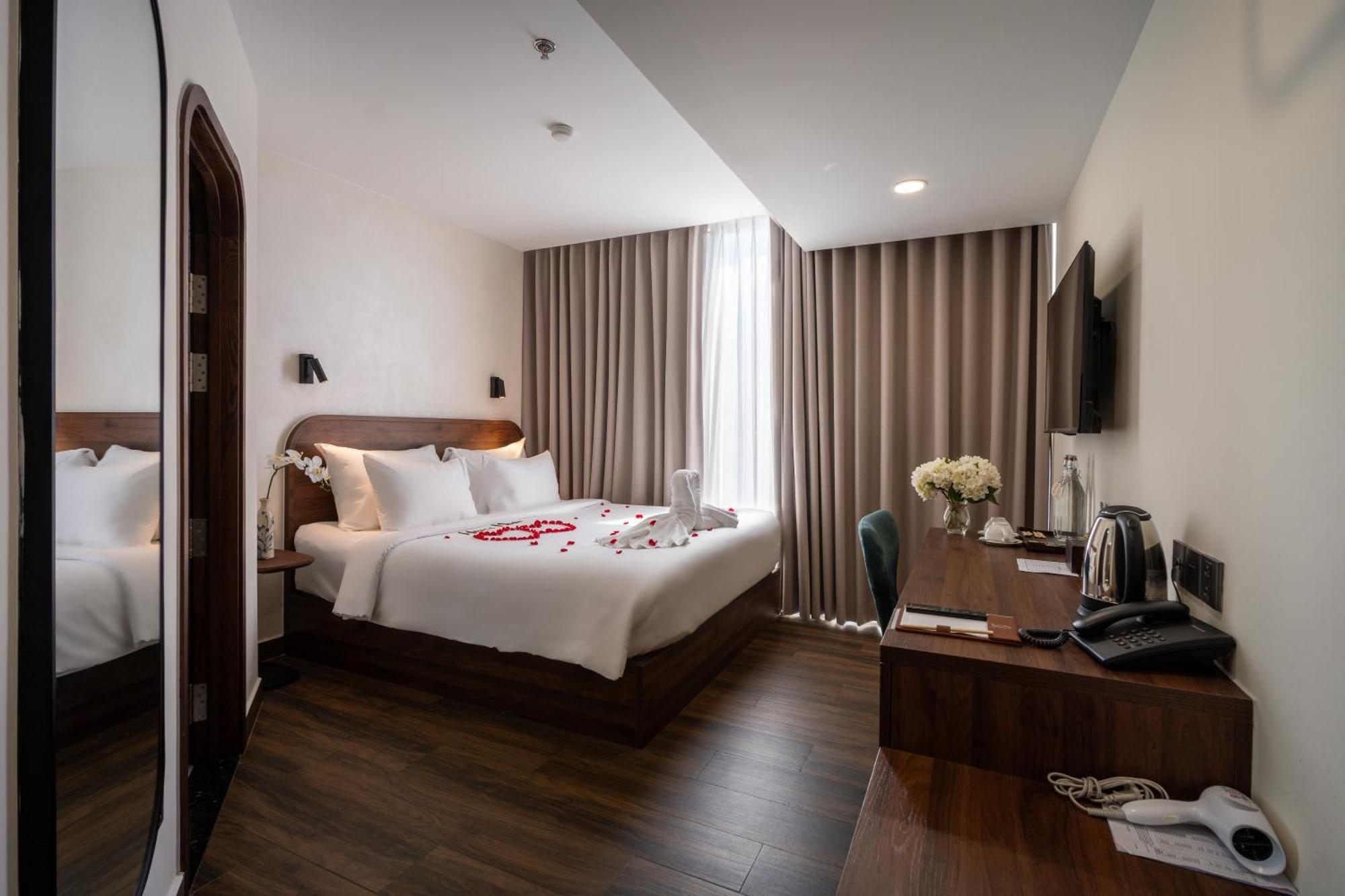 Hato Saigon Boutique Hotel & Rooftop ホーチミン市 エクステリア 写真