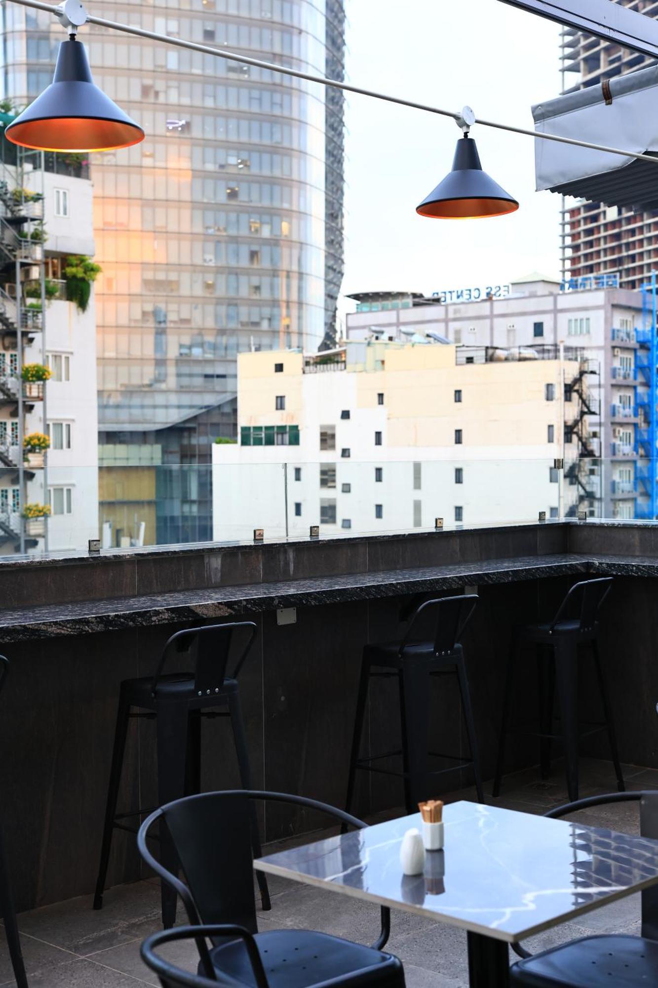 Hato Saigon Boutique Hotel & Rooftop ホーチミン市 エクステリア 写真