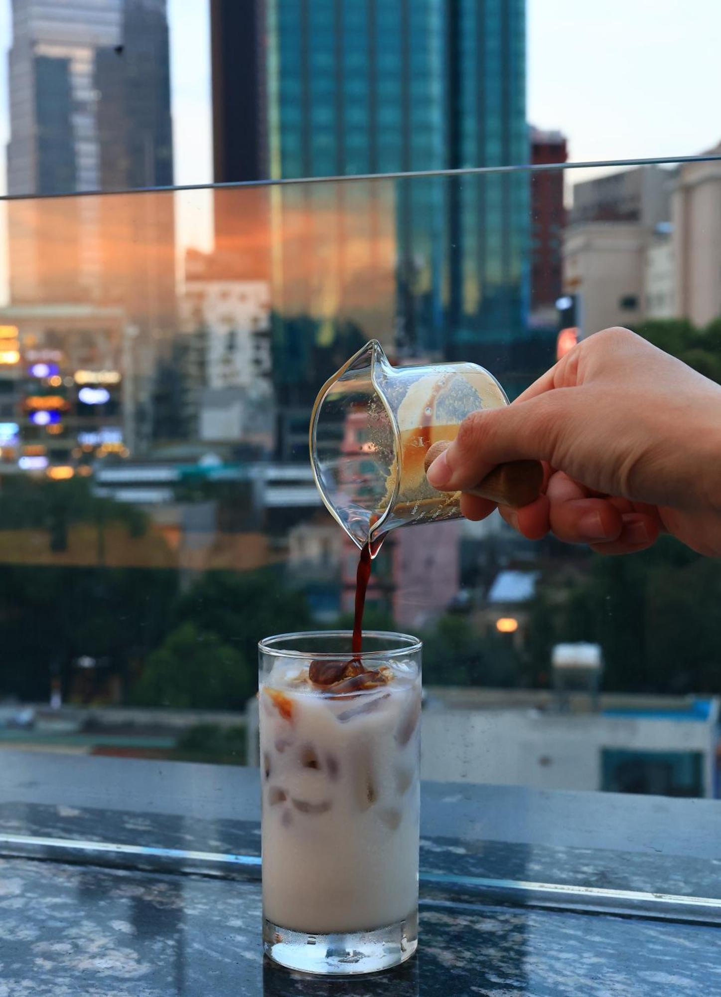 Hato Saigon Boutique Hotel & Rooftop ホーチミン市 エクステリア 写真