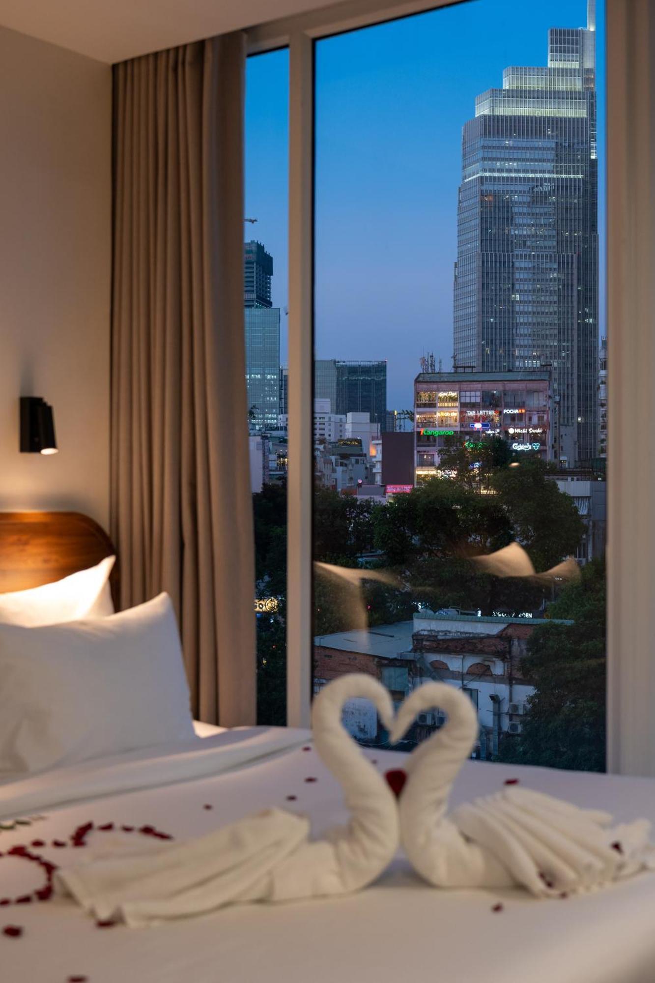 Hato Saigon Boutique Hotel & Rooftop ホーチミン市 エクステリア 写真